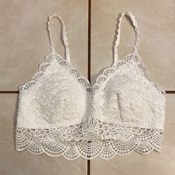 Bundle of 3 Bralettes - Picture 6 of 11